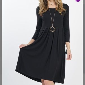NEW! Black Pocket Dress